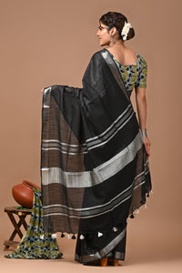 Plain linen Saree With Ajrak Printed Unstiched Blouse